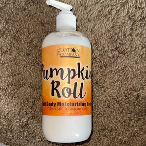 The lotion company-Pumpkin Roll Body Moisturizing Lotion - brand new